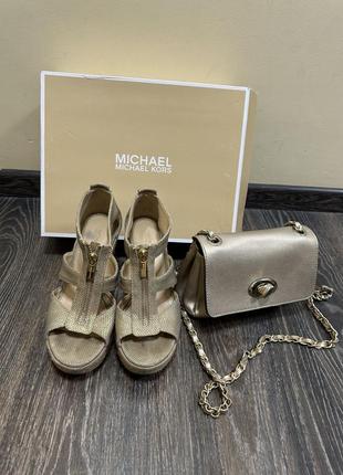 Босоніжки michael kors та сумочка roberto ugarry