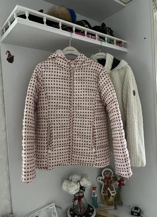Красивая куртка в горошек primark