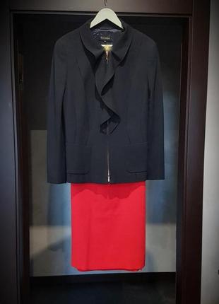 Костюм  escada