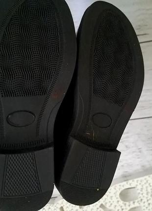 Лакированные туфли, шнуровка