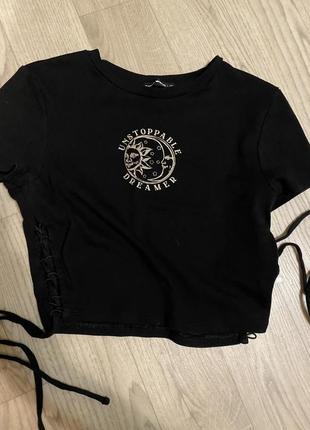 Футболка з завʼязками