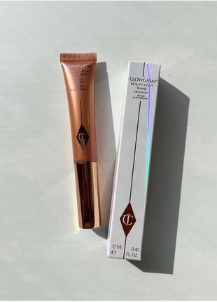 Charlotte tilbury glowgasm beauty light wand у відтінку peachgasm