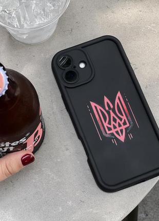 Протиударний чорний чохол для iphone 16 pro max