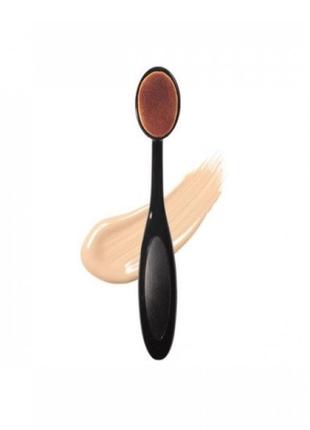 Щіточка для нанесення тональної основи