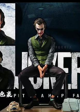 Фигурка інтер'єрна джокер або на авто, з крепежем.