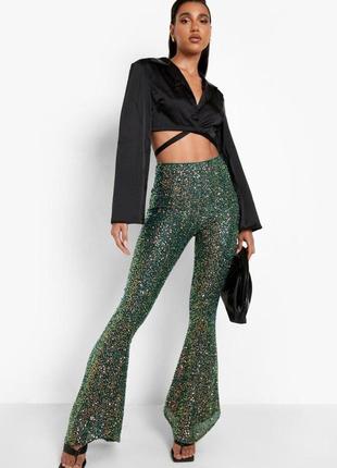 Стильные брюки декоративные пайетками
