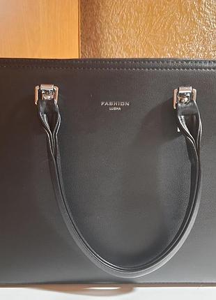 Продам шикарную сумку для стильных образов!