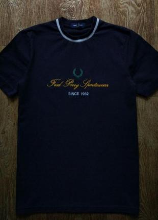 Синяя футболка с большим логотипом fred perry размер s