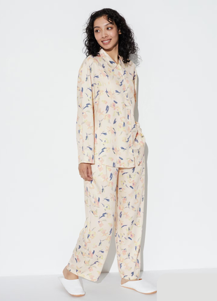 Розкішна піжама в квітковий принт, satin pyjama uniqlo
