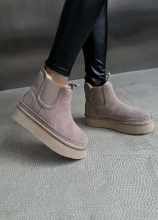 Ugg chelsea platform
