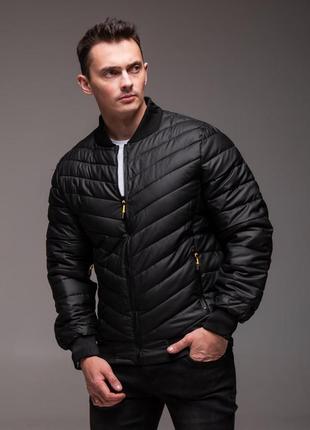 Бомбер весняний чорний утеплений casual