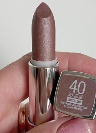 Помада фирмы maybelline