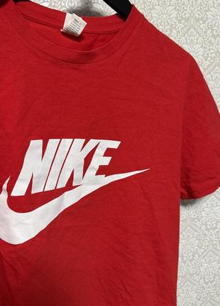 Футболка принт nike