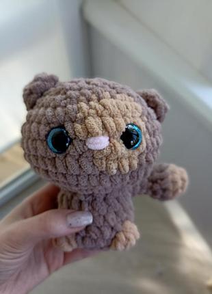 Котик, игрушки2 фото
