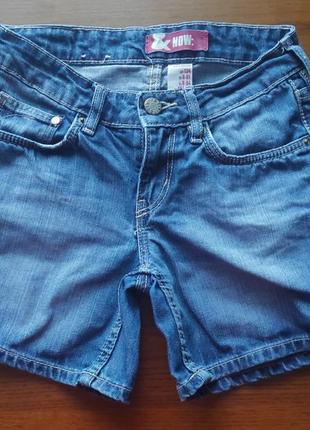 Шорти для дівчинки 8-9 років