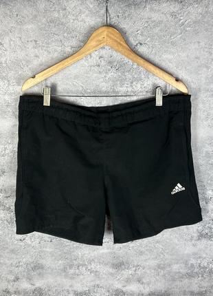 Adidas essentials шорти