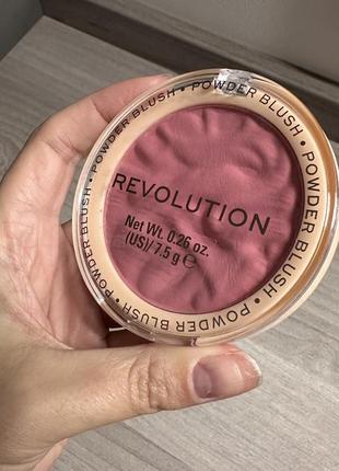 Румʼяна clinique blushing blush powder