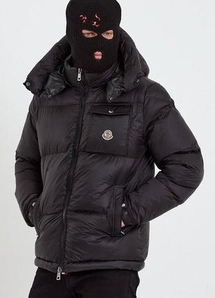 Крута зимова куртка moncler