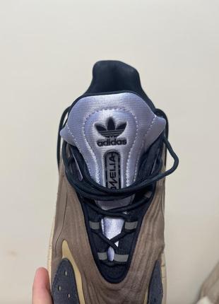 Кроссовки adidas ozelia