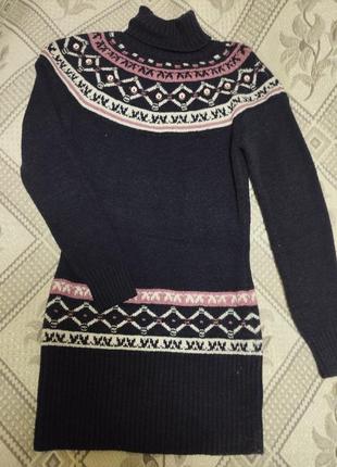 Довгий свитер жіноча модель