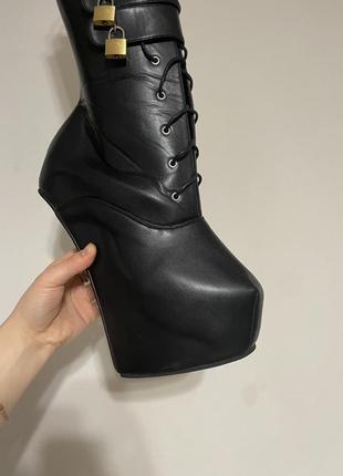 Стріпи без каблука