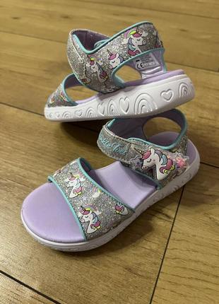 Босоніжки для дівчинки twinkle toes