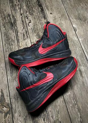 Баскетбольные кроссовки nike hyperfuse