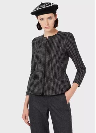 Armani! оригинал! теплый жакет пиджак по фигуре.