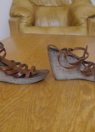 Босоножки кожаные размер 41 потолка 27,1 см cube