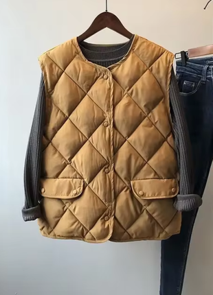 Трендовий стьобаний жилет coastmoda
