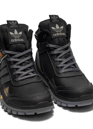 Підліткові зимові черевики adidas