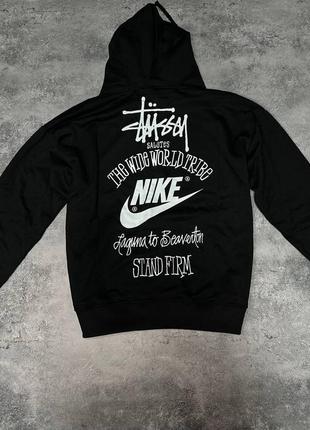 Найпопулярніше худі  від stussy & nike