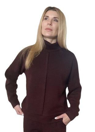 Жіночий костюм з ангори марсала