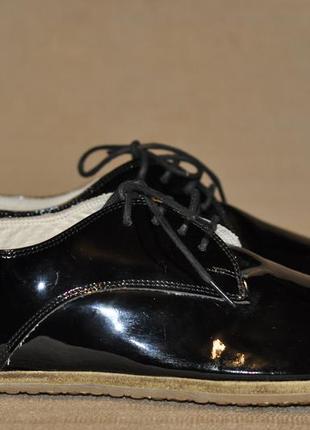 Чудові чорні лаковані шкіряні туфлі ручної роботи aintap oxford wide barefoot турція 41 р.