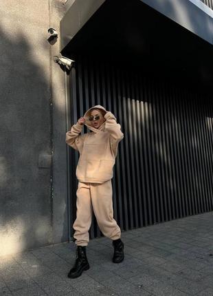 Теплый спортивный костюм