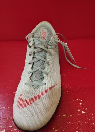 Nike  original кросівки кеди 44 розмір для спортузалу