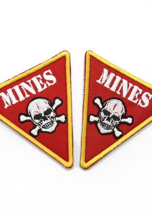 Вышитый шеврон mines зсу красный, нашивка-патч треугольник с черепом, шеврон "мины"