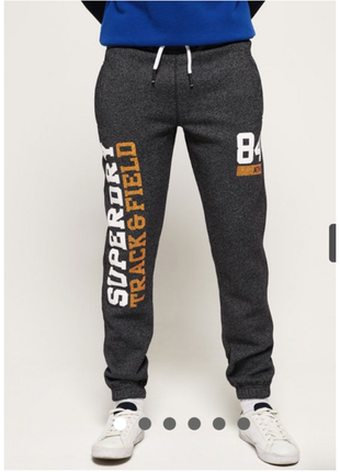 Крутые, с начесом, спортивные штаны джоггеры, британского бренда superdry track & field. 54/56