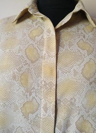 Рубашка змеиный принт mango2 фото