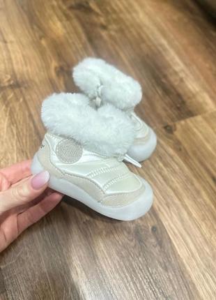 Детские зимние ботинки для малышей