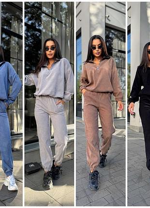 Актуальные женские вельветовые костюмы