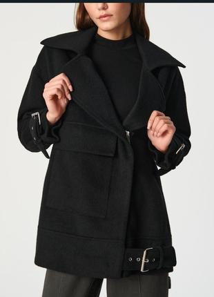 Куртка чорна косуха пальто