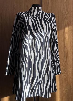 Сукня міді ворот стійка з длинним рукавом