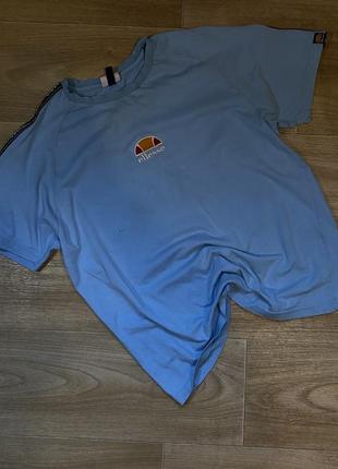 Футболка ellesse з лампасами