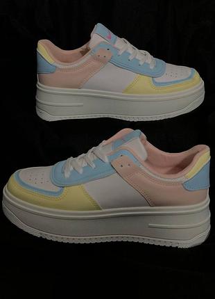 Распродажа!! женские кроссовки nike к103