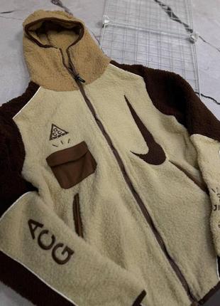 Плюшева шерпа nike acg
