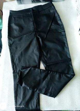 Штани під шкіру