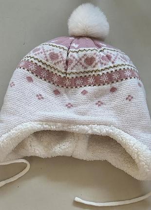 Теплая детская шапка