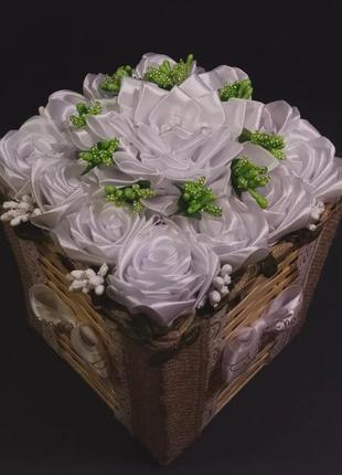 Цветы из атласной ленты