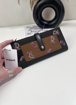 Жіночий гаманець desigual з вишивкою